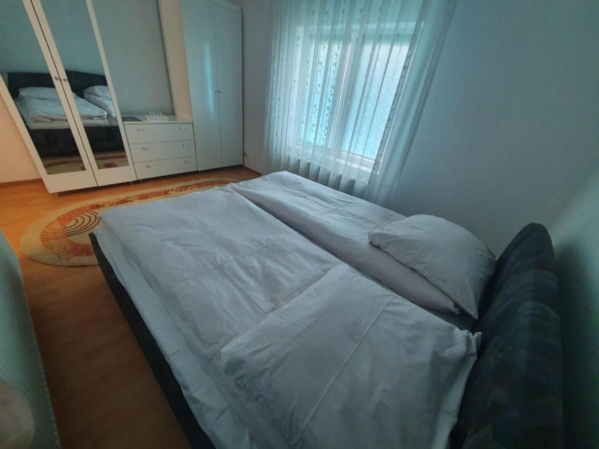 Casa Frizerului - Pets Allowed For Free & Moto Friendly Apartamento Sebeş Exterior foto